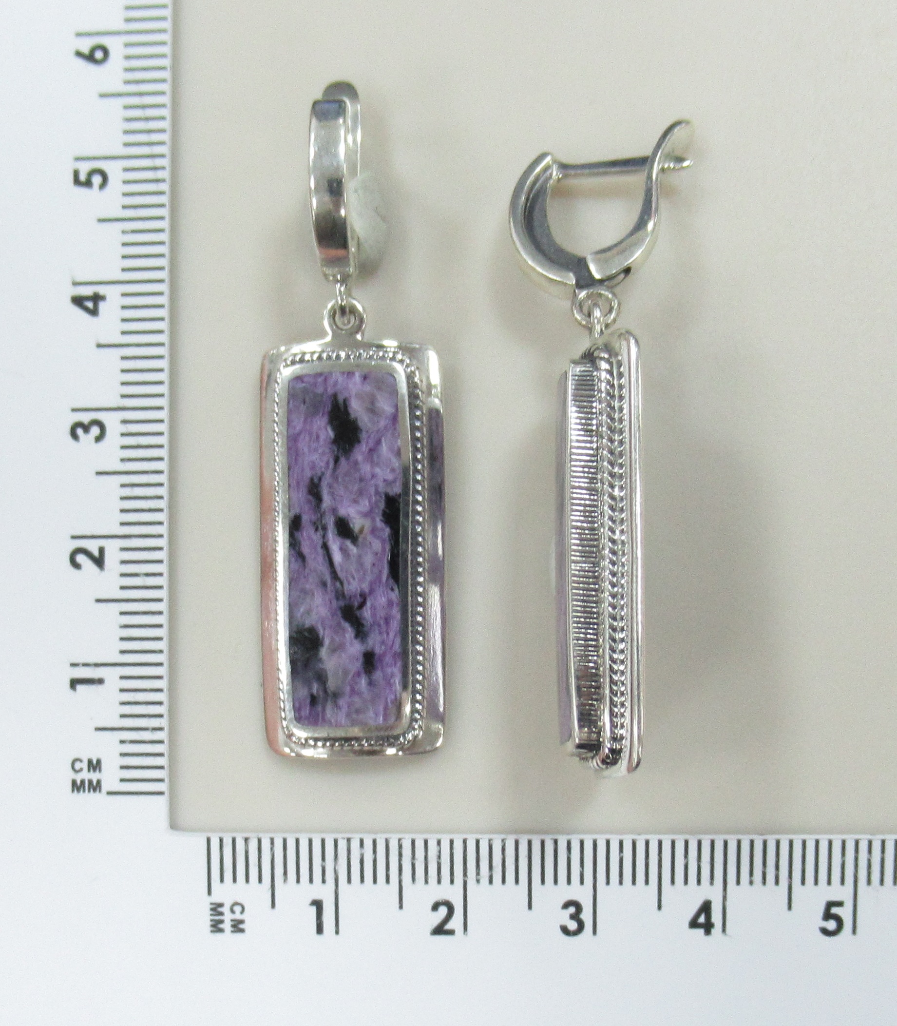 Серебряные серьги с чароитами